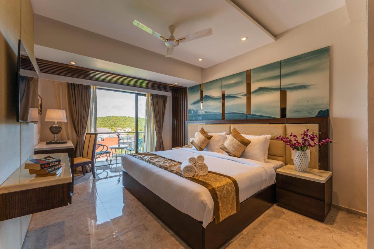 Regenta Central Imperial Candolim Goa Exterior photo