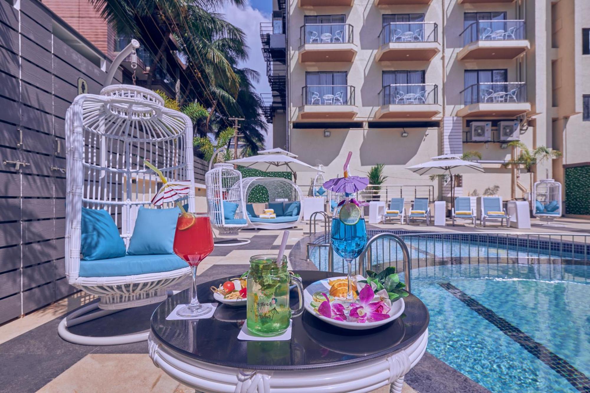 Regenta Central Imperial Candolim Goa Exterior photo